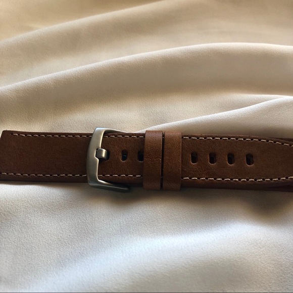 Fitbit Versa Premium Italian Leather Brown Band - Picture 8 of 8